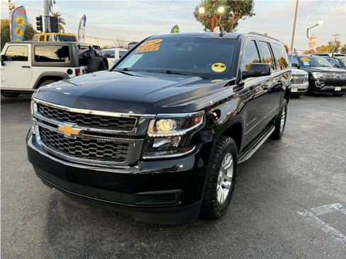Used 2017 Chevrolet Suburban LS image 57
