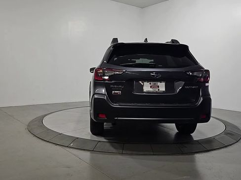 Certified 2025 Subaru Outback Premium AWD/4WD image 5