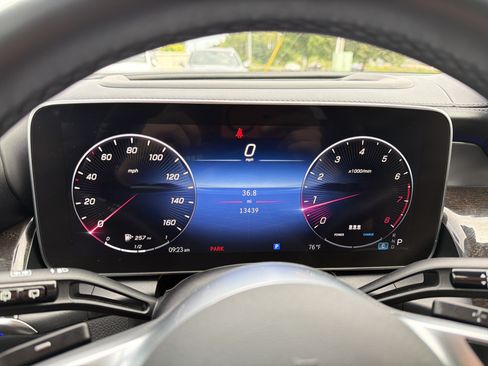 Used 2023 Mercedes-Benz GLC 300 4MATIC image 19