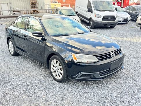 Used 2014 Volkswagen Jetta SE FWD image 3