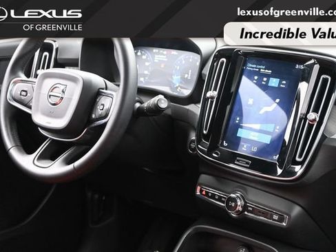 Used 2019 Volvo XC40 T5 Momentum AWD/4WD image 27