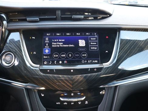 Used 2021 Cadillac XT6 Premium Luxury image 18