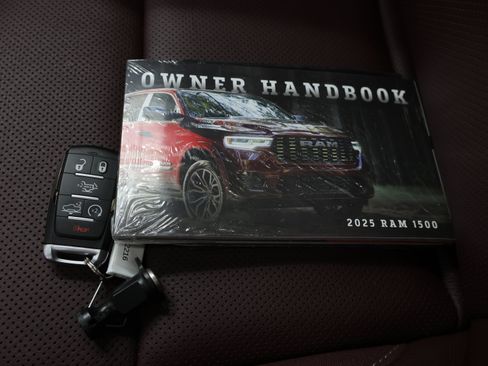 Used 2025 RAM 1500 Limited image 72