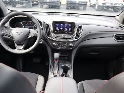 Used 2024 Chevrolet Equinox RS AWD/4WD image 18