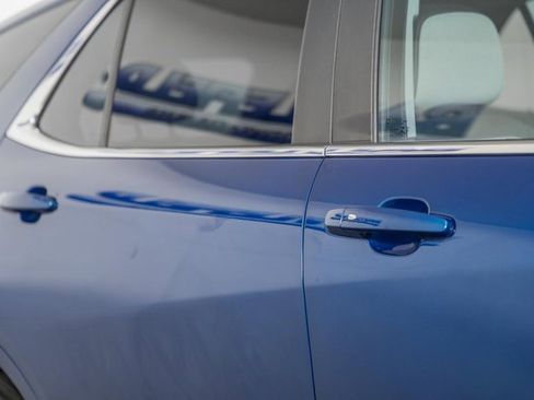 Used 2021 Chevrolet Equinox LT image 17