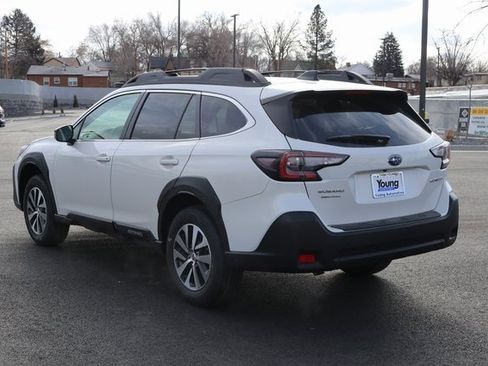 Used 2025 Subaru Outback Premium w/ Popular Package #1A image 5