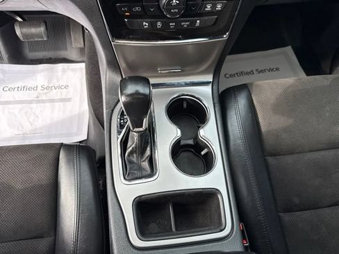 Used 2020 Jeep Grand Cherokee Altitude AWD/4WD image 18
