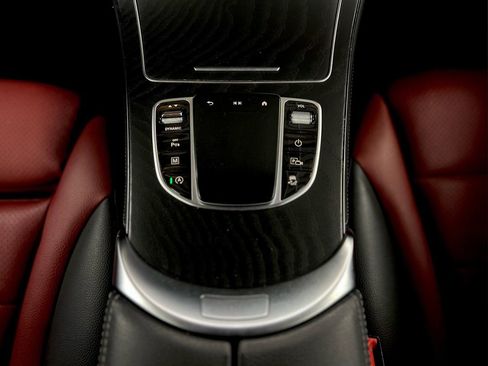 Used 2020 Mercedes-Benz GLC 300 4MATIC Coupe image 40