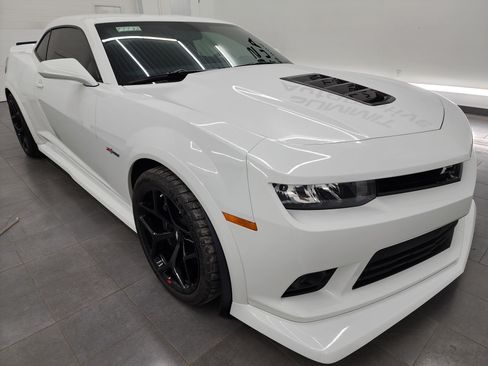 Used 2015 Chevrolet Camaro Z/28 image 2