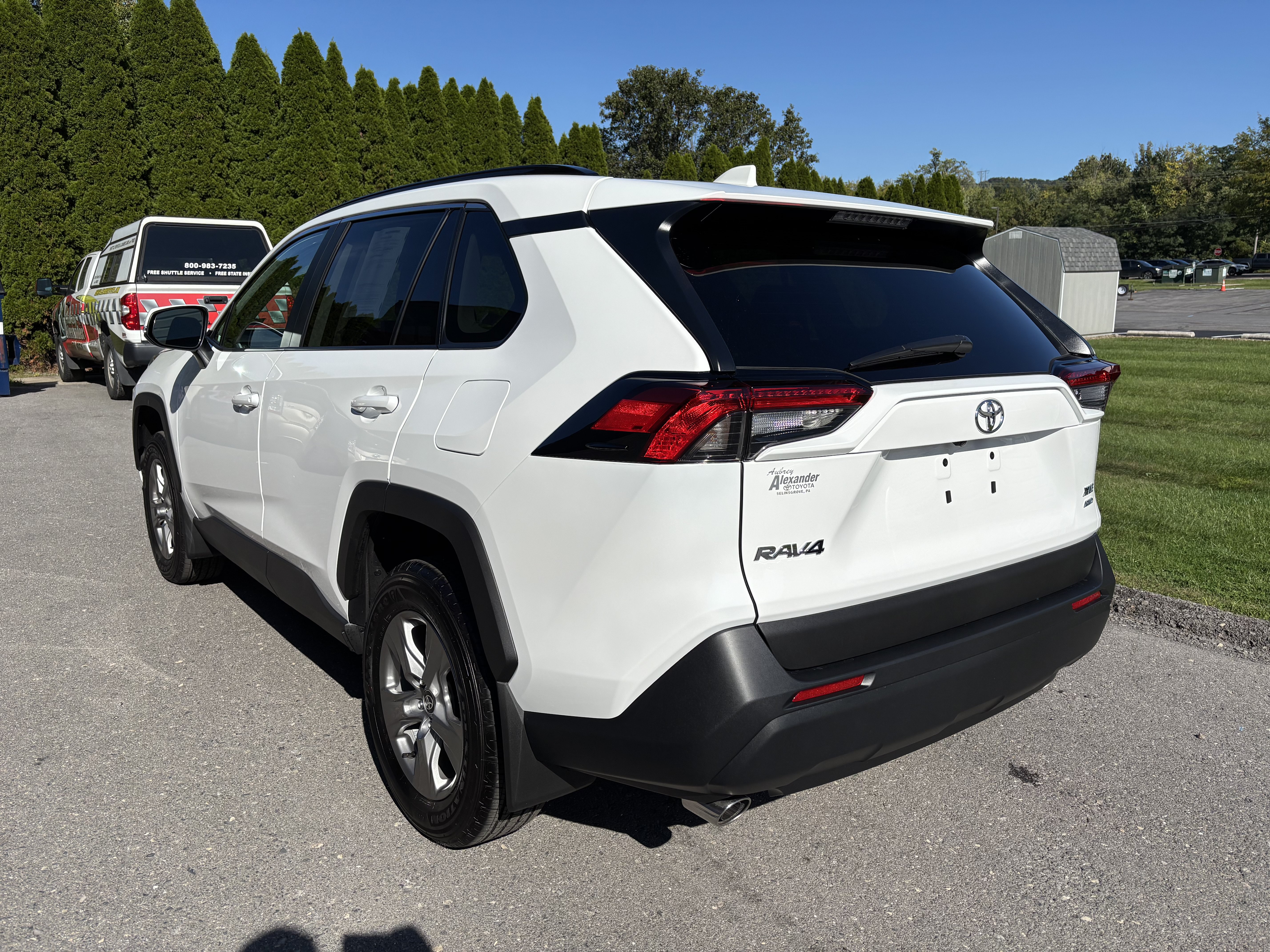 Certified 2025 Toyota RAV4 XLE w/ Convenience Package AWD/4WD image 6