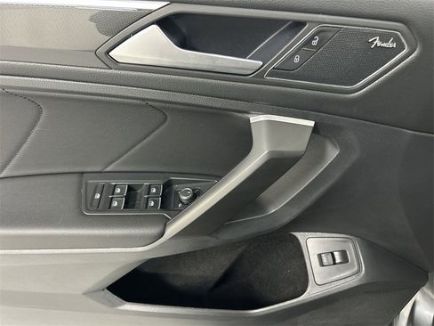 Used 2021 Volkswagen Tiguan SEL Premium R-Line image 13
