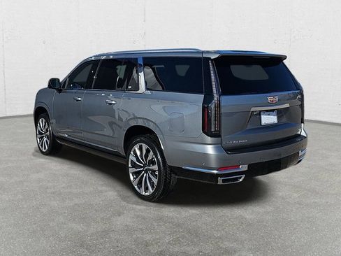 New 2026 Cadillac Escalade ESV Luxury w/ Touring Package image 7