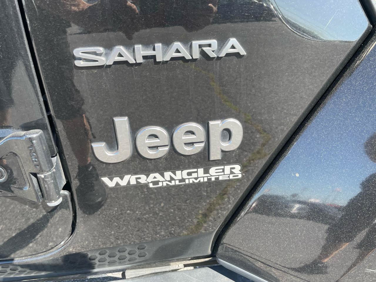 Used 2020 Jeep Wrangler Unlimited Sahara AWD/4WD image 2