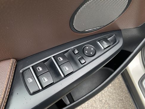 Used 2016 BMW X3 xDrive28i image 18