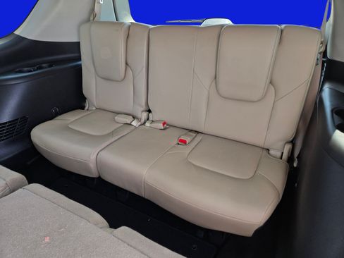 Used 2024 Nissan Armada SV w/ Cargo Package AWD/4WD image 17