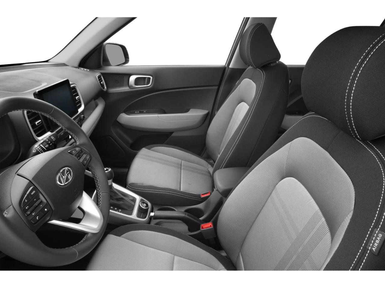Used 2025 Hyundai Venue SEL FWD image 4