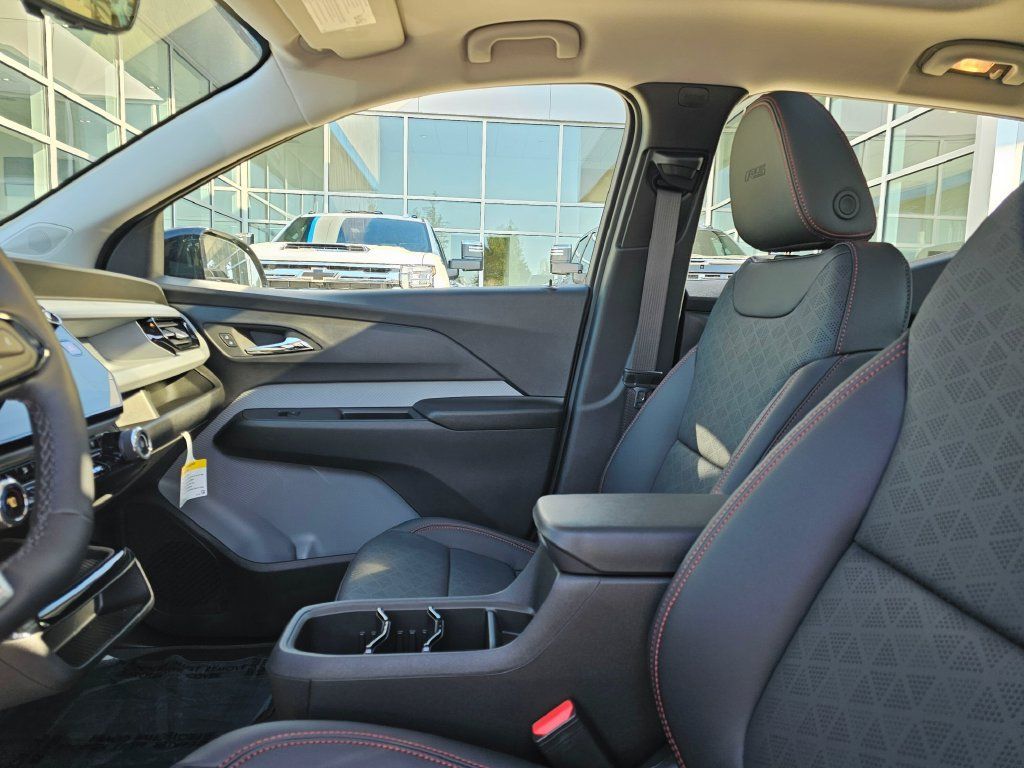 New 2027 Chevrolet Bolt RS w/ Technology Package FWD image 24