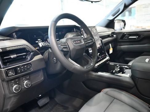 New 2026 GMC Yukon XL AT4 w/ AT4 Premium Package AWD/4WD image 25