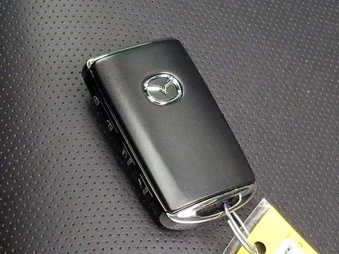 Used 2023 MAZDA CX-30 AWD 2.5 S w/ Premium Package image 24