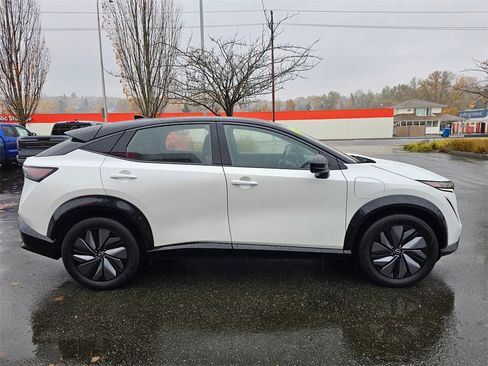 Certified 2023 Nissan Ariya AWD image 4