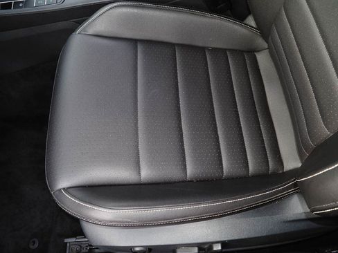 Used 2022 Volkswagen Jetta SE FWD image 24