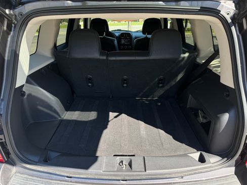 Used 2015 Jeep Patriot High Altitude image 48