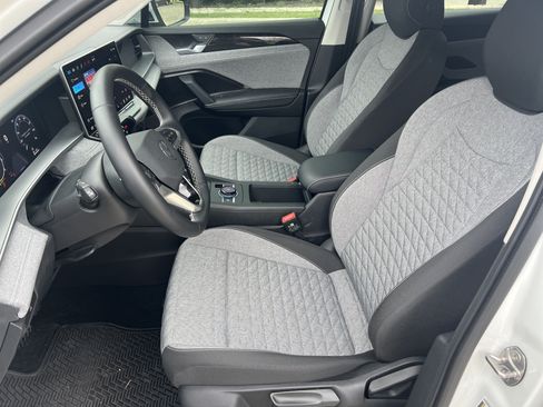 Certified 2026 Volkswagen Tiguan S FWD image 14