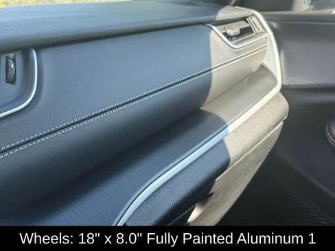 Certified 2025 Jeep Grand Cherokee L Altitude image 23