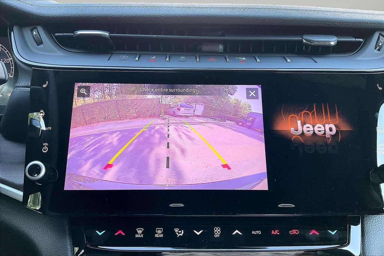 New 2026 Jeep Grand Cherokee Altitude AWD/4WD image 13