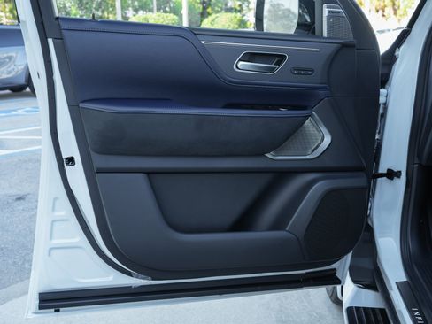 New 2026 INFINITI QX80 4WD w/ Sport Exterior Package image 27