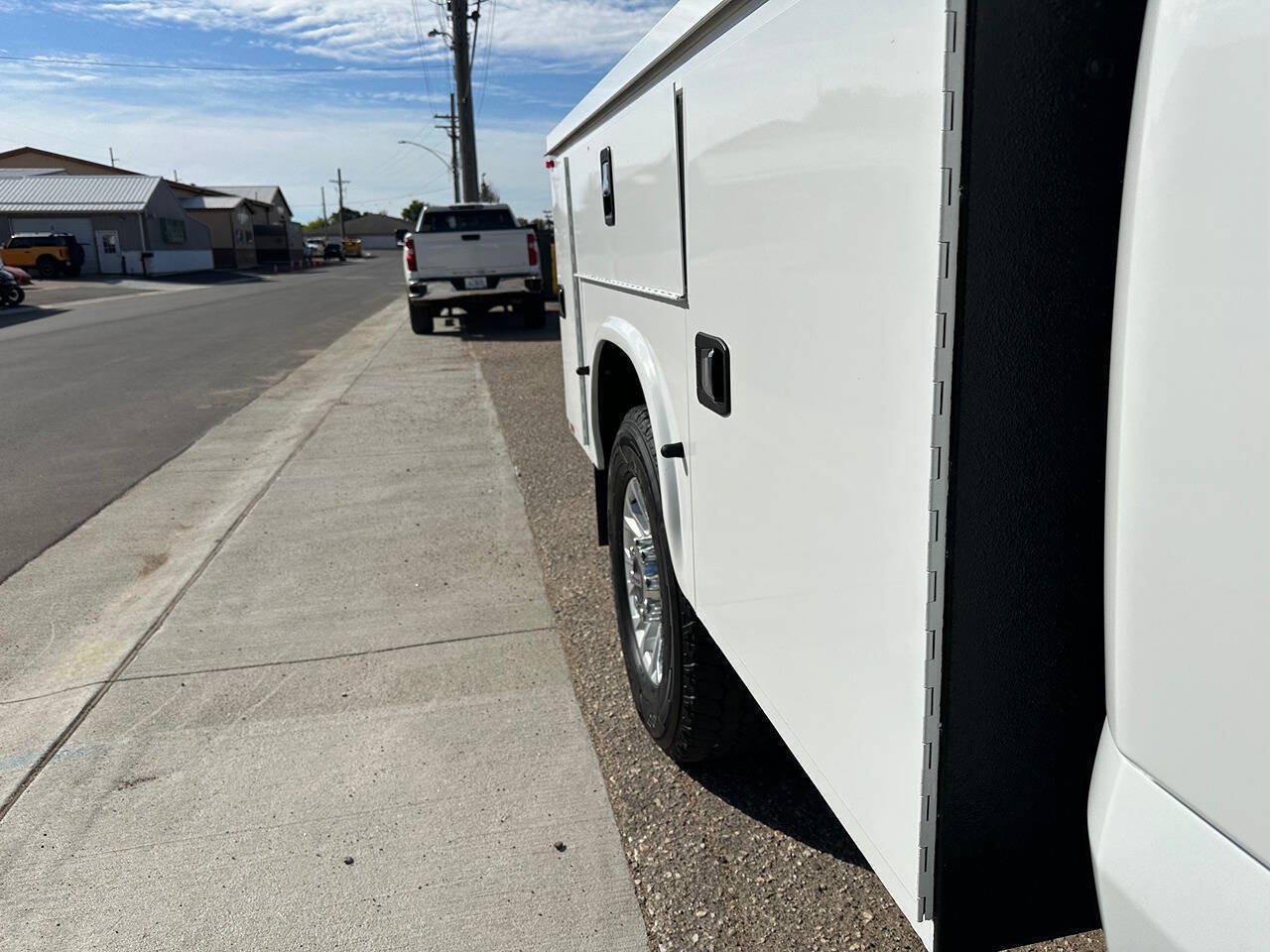 Used 2019 Ford F350 XL w/ Power Equipment Group AWD/4WD image 28