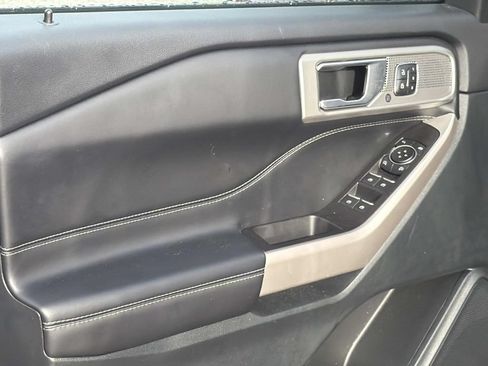 Certified 2023 Ford Explorer Limited w/ Equipment Group 301A AWD/4WD image 11