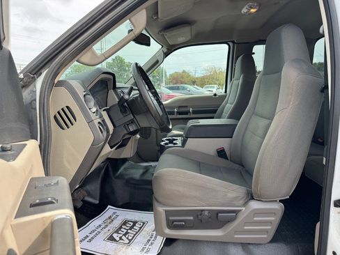 Used 2009 Ford F250 XLT AWD/4WD image 15