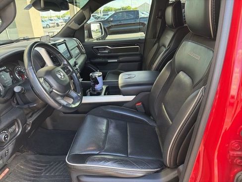 Used 2019 RAM 1500 Laramie w/ Sport Appearance Package image 5