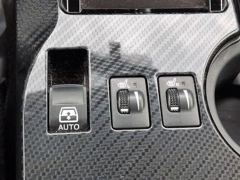 Used 2019 Toyota 4Runner TRD Off-Road Premium AWD/4WD image 29