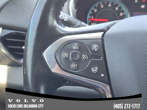 Used 2021 Chevrolet Traverse Premier w/ Redline Edition FWD image 22