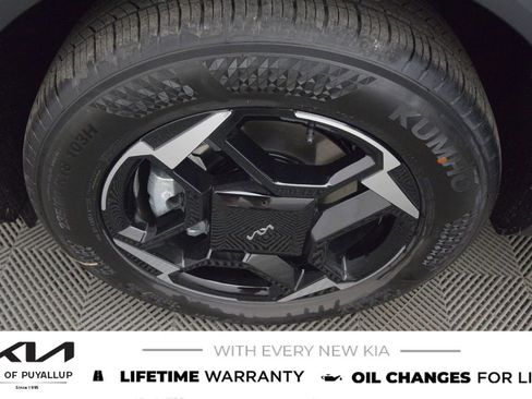 New 2026 Kia Sportage EX image 21