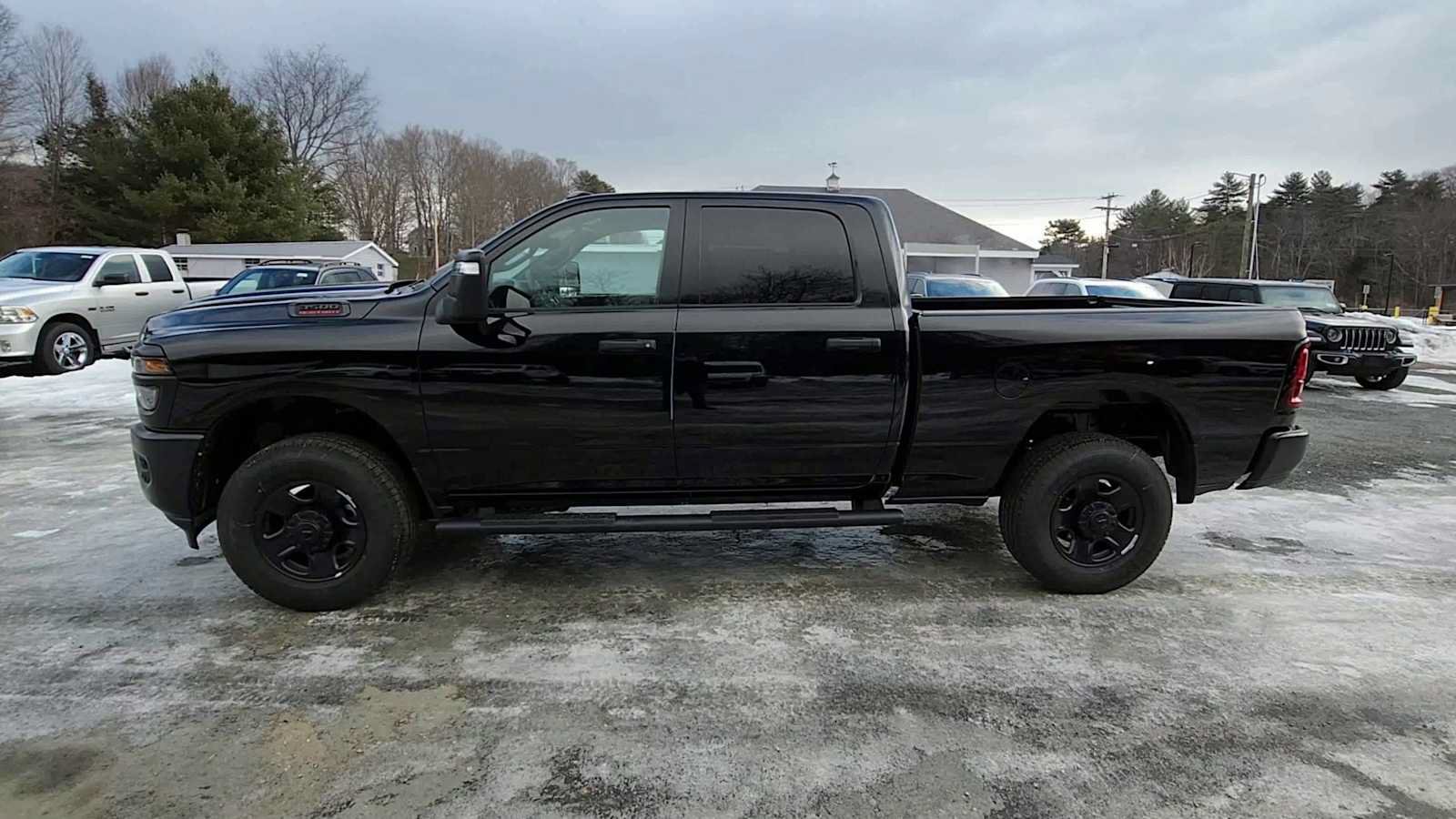 New 2026 RAM 3500 Tradesman AWD/4WD image 5