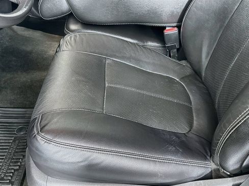 Used 2012 Ford F350 Lariat w/ Lariat Interior Pkg AWD/4WD image 18