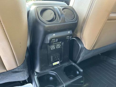 Used 2020 Jeep Gladiator Overland image 26