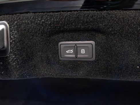 Used 2020 Bentley Flying Spur W12 w/ First Edition Specification image 53