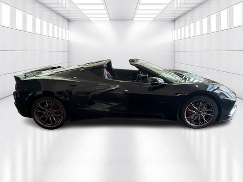 Used 2023 Chevrolet Corvette Stingray Premium Cpe w/ Z51 Performance Package RWD image 4
