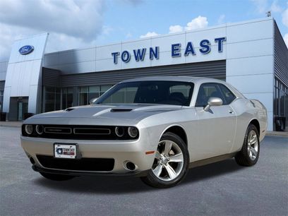 Used 2022 Dodge Challenger SXT