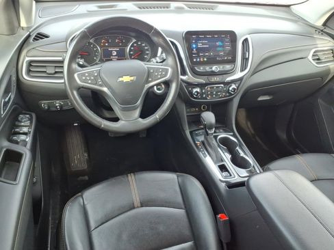 Used 2022 Chevrolet Equinox Premier AWD/4WD image 12