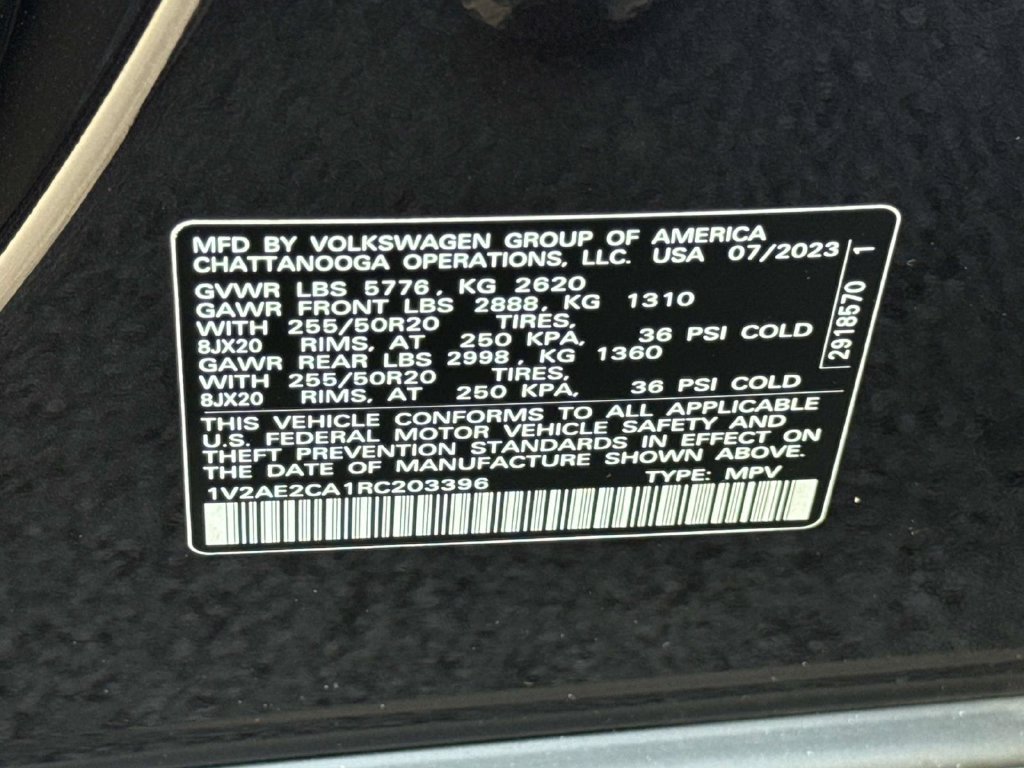 Used 2024 Volkswagen Atlas Cross Sport SEL R-Line AWD/4WD image 26