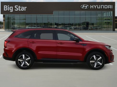 Used 2023 Kia Sorento EX w/ Panoramic Sunroof Package image 5