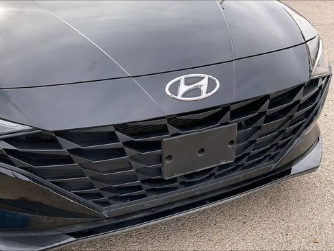 Used 2023 Hyundai Elantra SEL w/ Cargo Package image 29