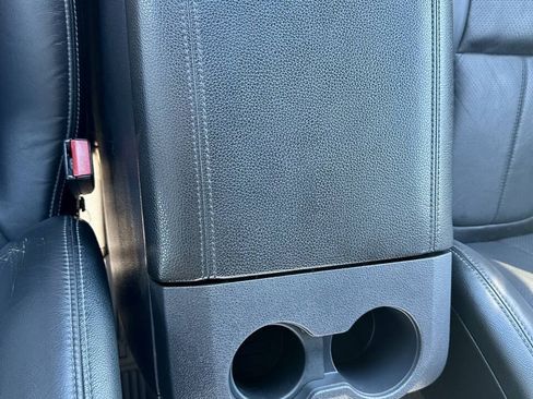 Used 2016 Ford F250 Lariat w/ Lariat Ultimate Package AWD/4WD image 28