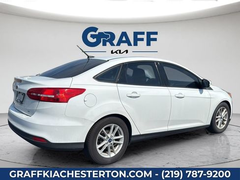 Used 2018 Ford Focus SE FWD image 10