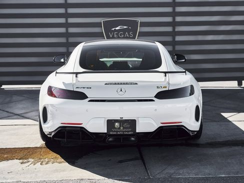 Used 2018 Mercedes-Benz AMG GT R image 26